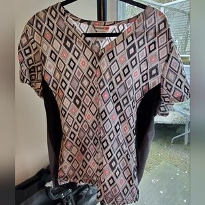 Geometric Patterned Scrub Top
